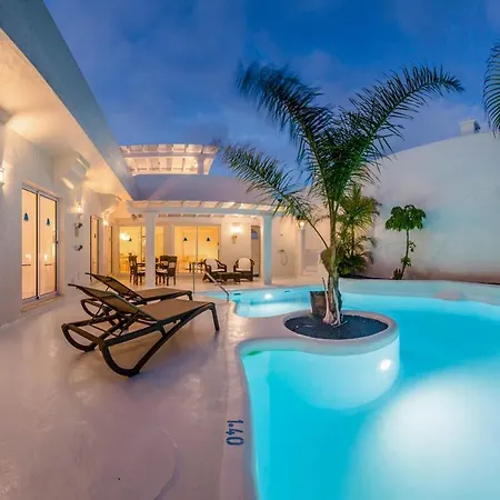 Willa Sleeps 6 With Pool And Wifi *